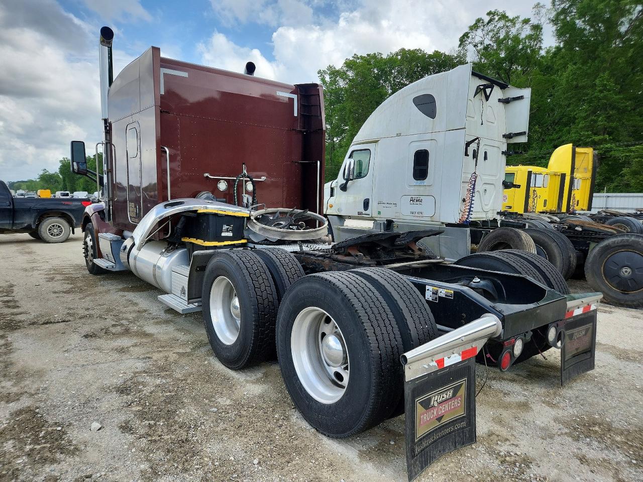 1XPBD49X5KD267018 · 2019 PETERBILT 579 · 3/10
