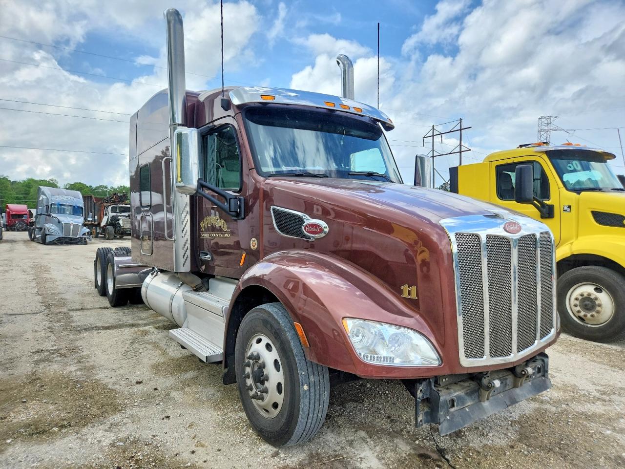 1XPBD49X5KD267018 · 2019 PETERBILT 579