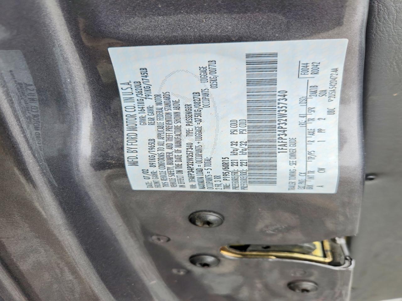 1FAFP34P32W357340 · 2002 FORD FOCUS · 12/12