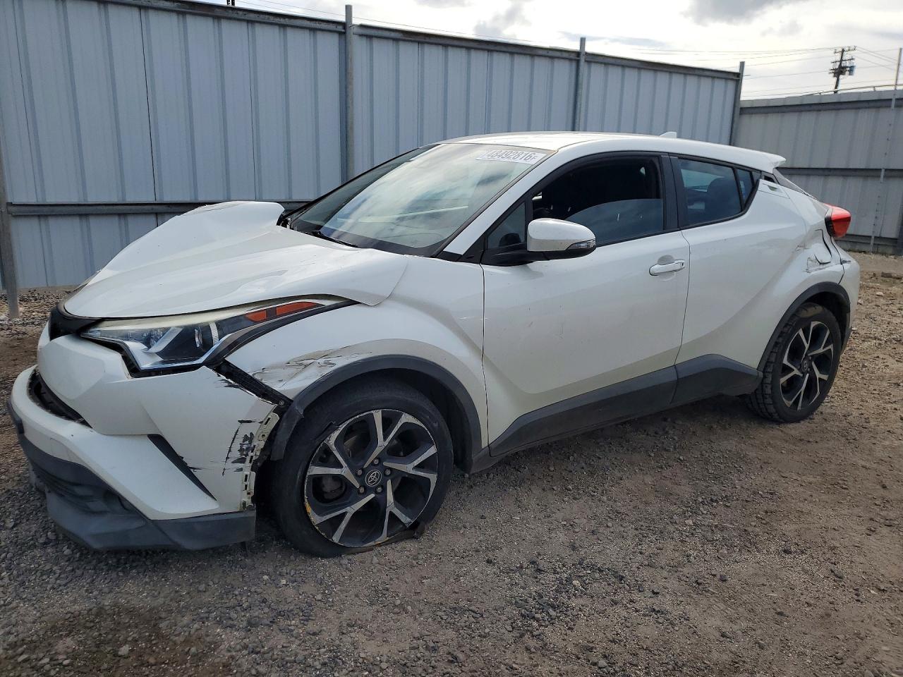 NMTKHMBX6JR056010 · 2018 TOYOTA C-HR