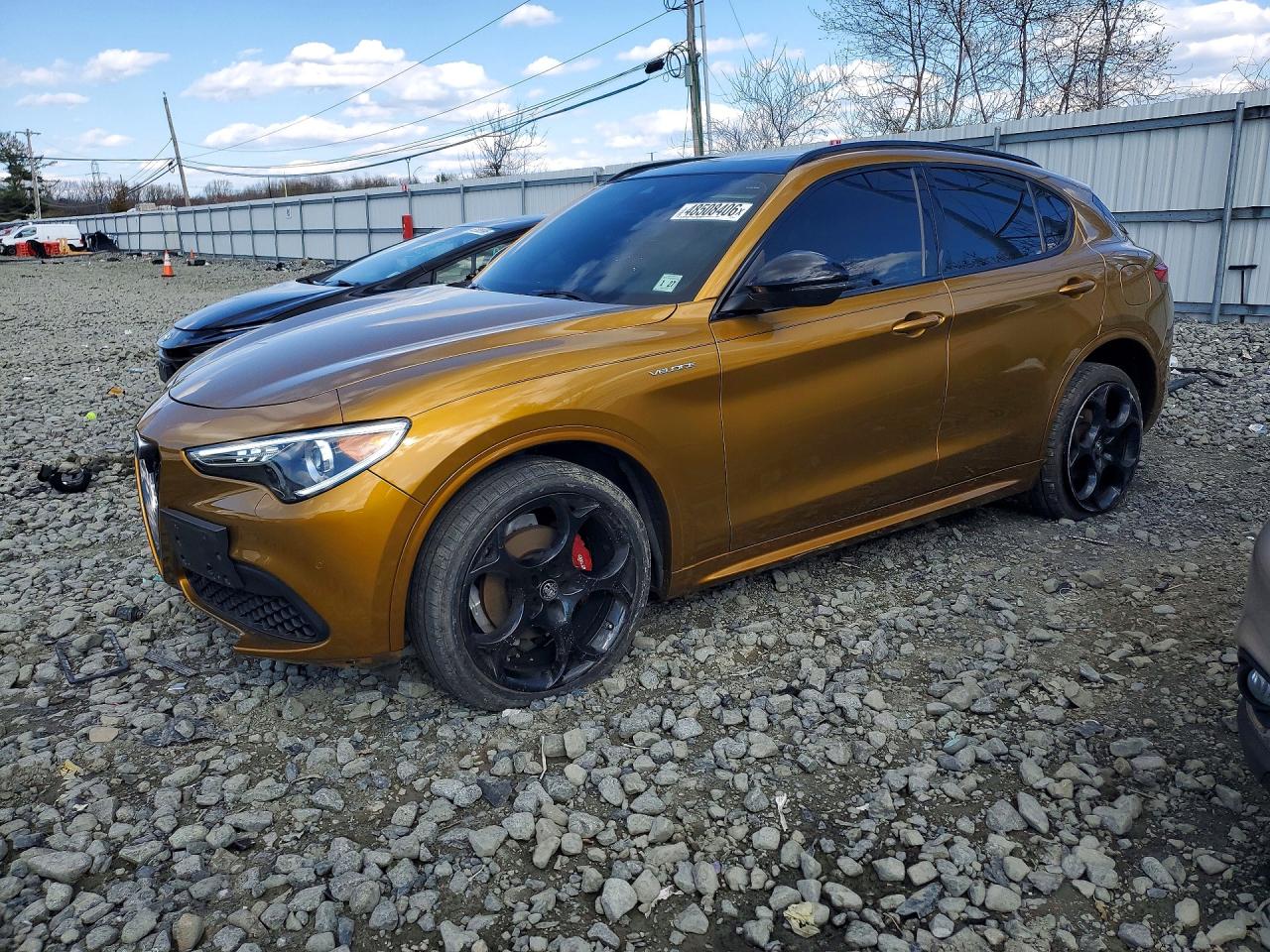 ZASPAKBN8N7D31611 · 2022 ALFA ROMEO STELVIO
