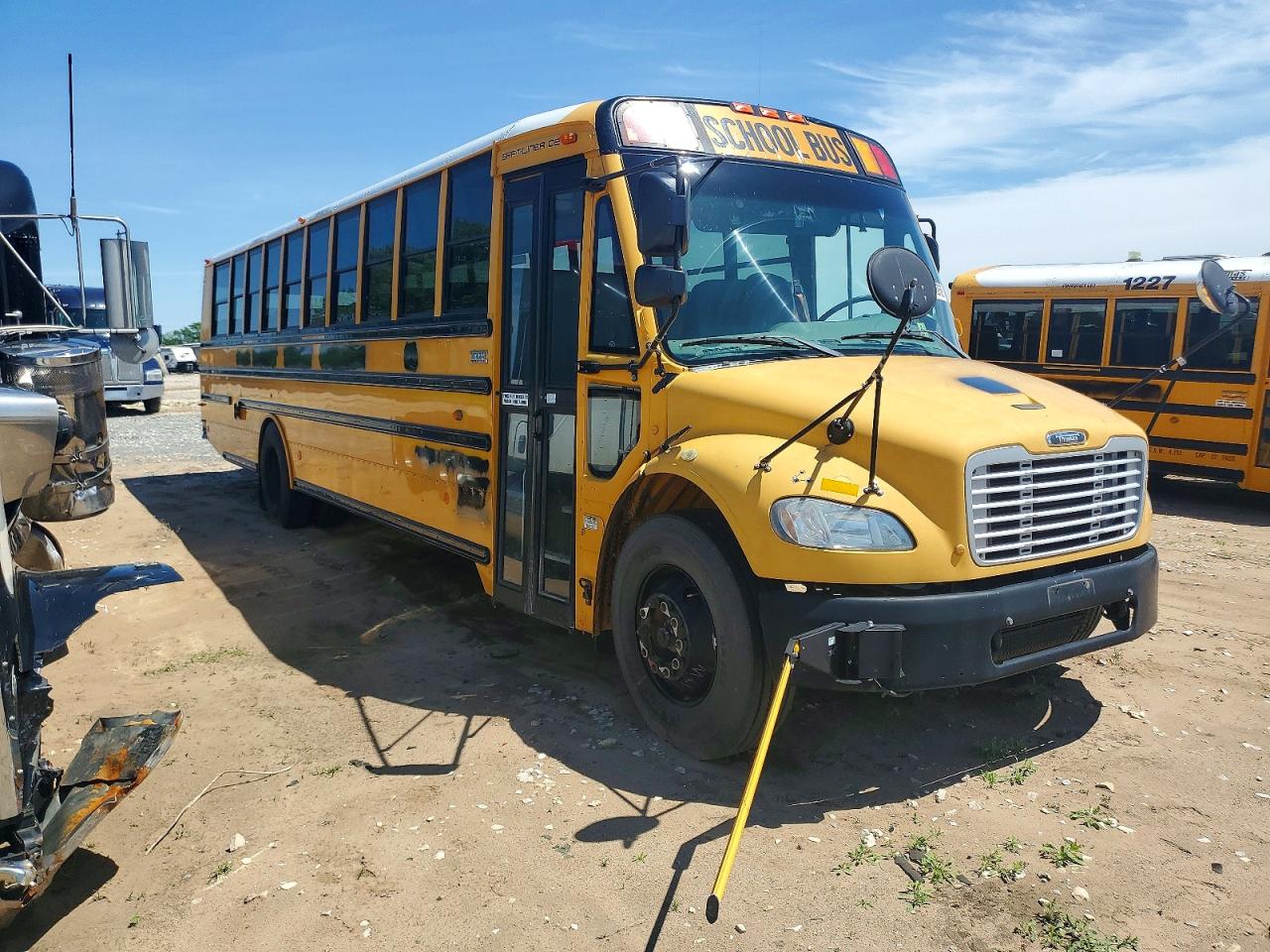 4UZABRDTXCCBN9732 · 2012 THOMAS SAF-T-LINER C2