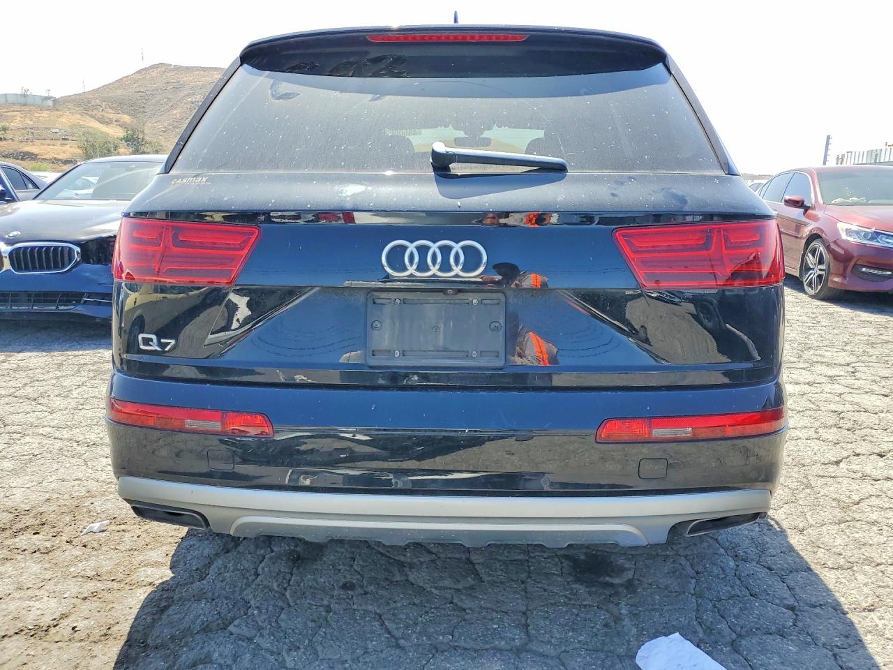 WA1AHAF7XKD020639 · 2019 AUDI Q7 · 6/13