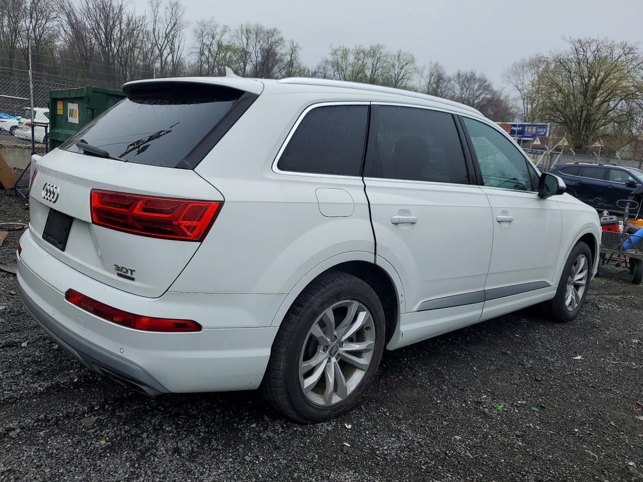 WA1LAAF7XHD018525 · 2017 AUDI Q7 · 3/12