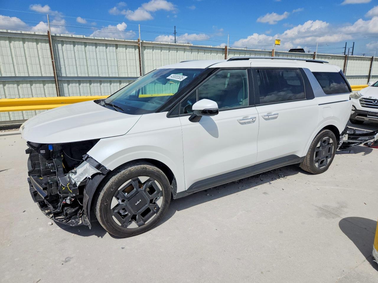 KNDNC5K35T6615856 · 2026 KIA CARNIVAL