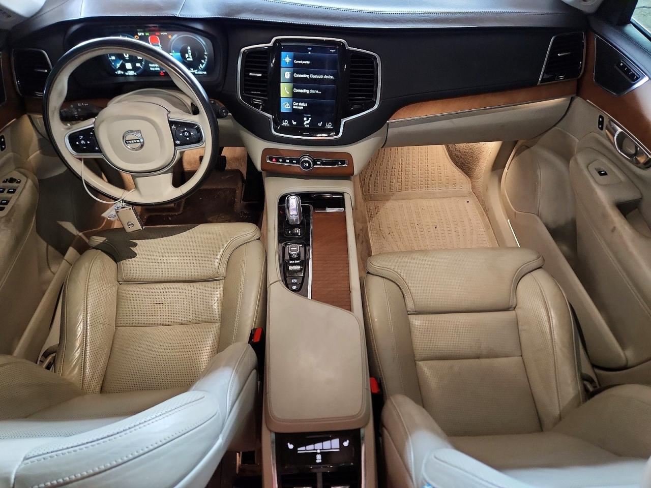 YV4BC0PLXG1048235 · 2016 VOLVO XC90 · 8/13