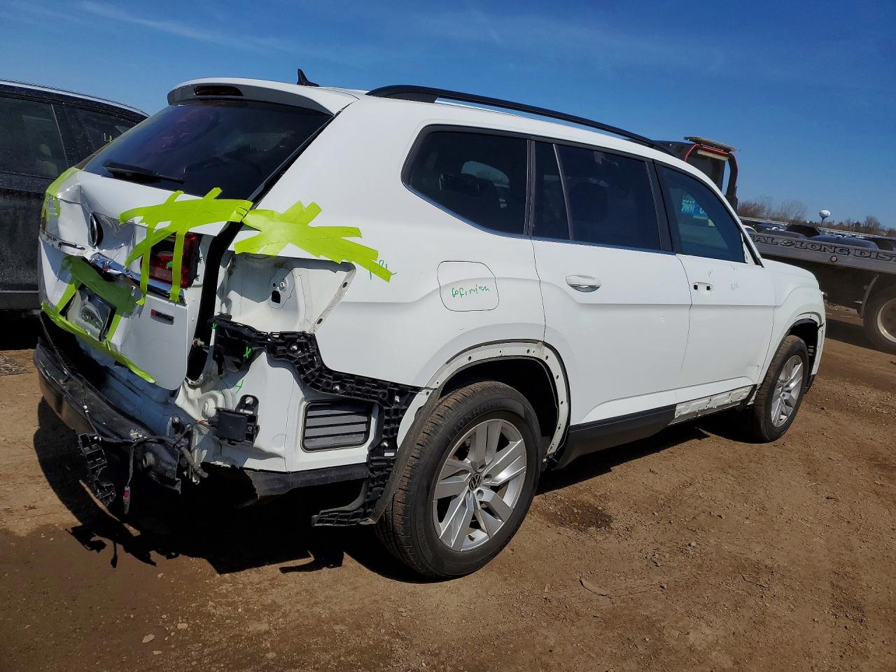 1V2GP2CA4MC527584 · 2021 VOLKSWAGEN ATLAS · 3/13