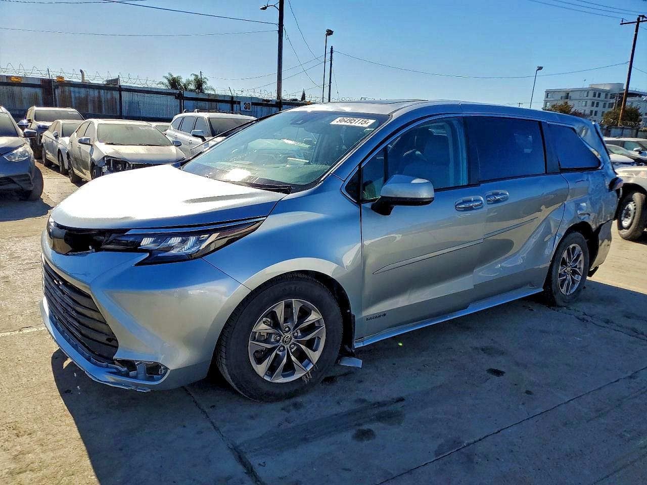 5TDYRKEC2MS029736 · 2021 TOYOTA SIENNA