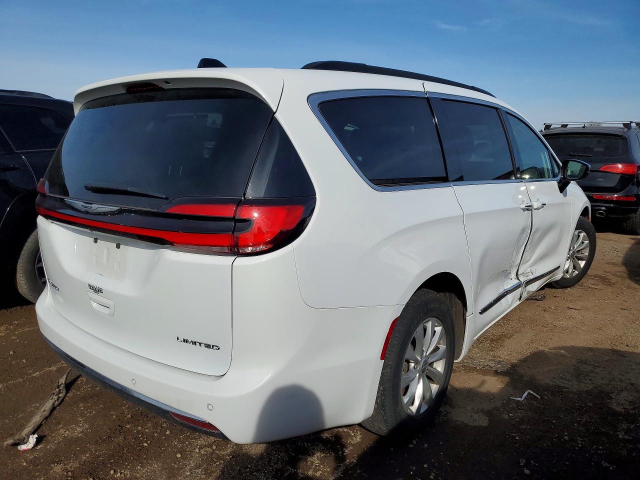 2C4RC1GG5PR620026 · 2023 CHRYSLER PACIFICA · 3/13