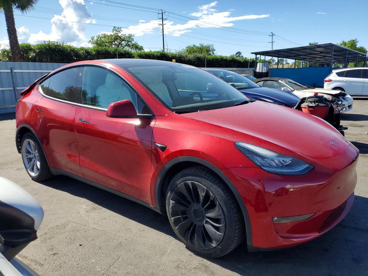 7SAYGAEE1NF383306 · 2022 TESLA MODEL Y · 4/14