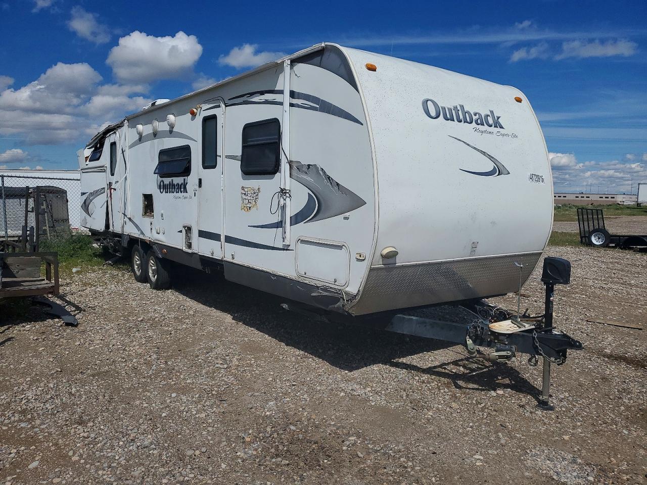 4YDT31227BB450340 · 2011 KYRV OUTBACK