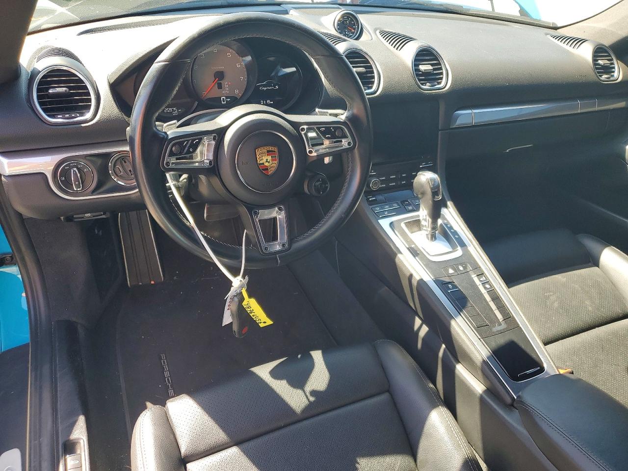 WP0AB2A85JK278655 · 2018 PORSCHE CAYMAN · 8/13