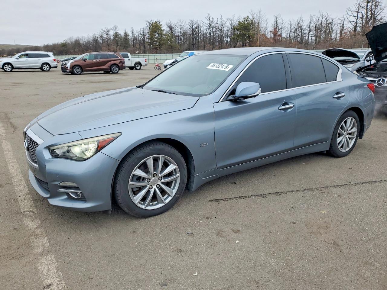 JN1EV7AP0HM734334 · 2017 INFINITI Q50