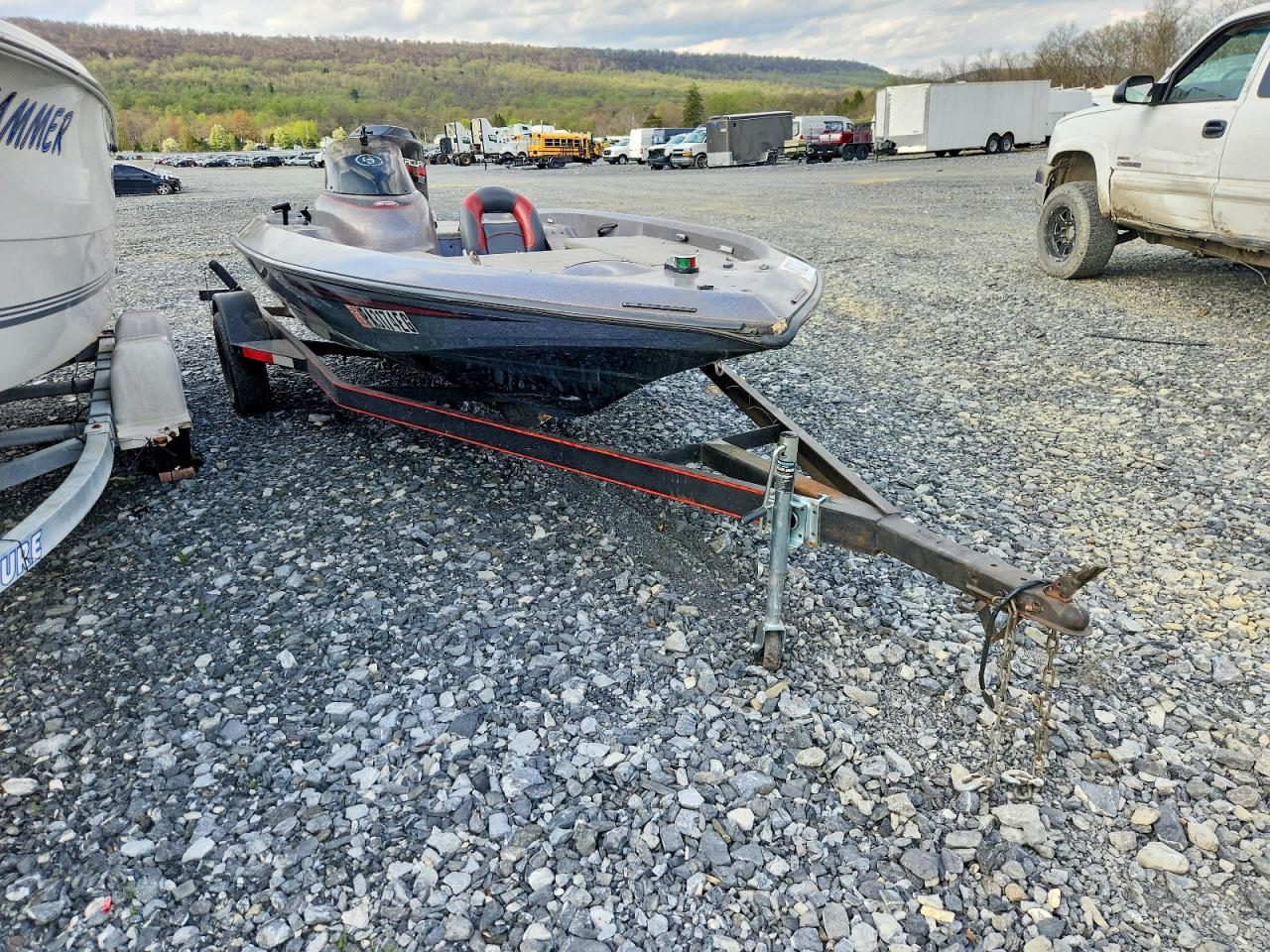 BUJ86368A898 · 1998 BOAT NITRO 700LX