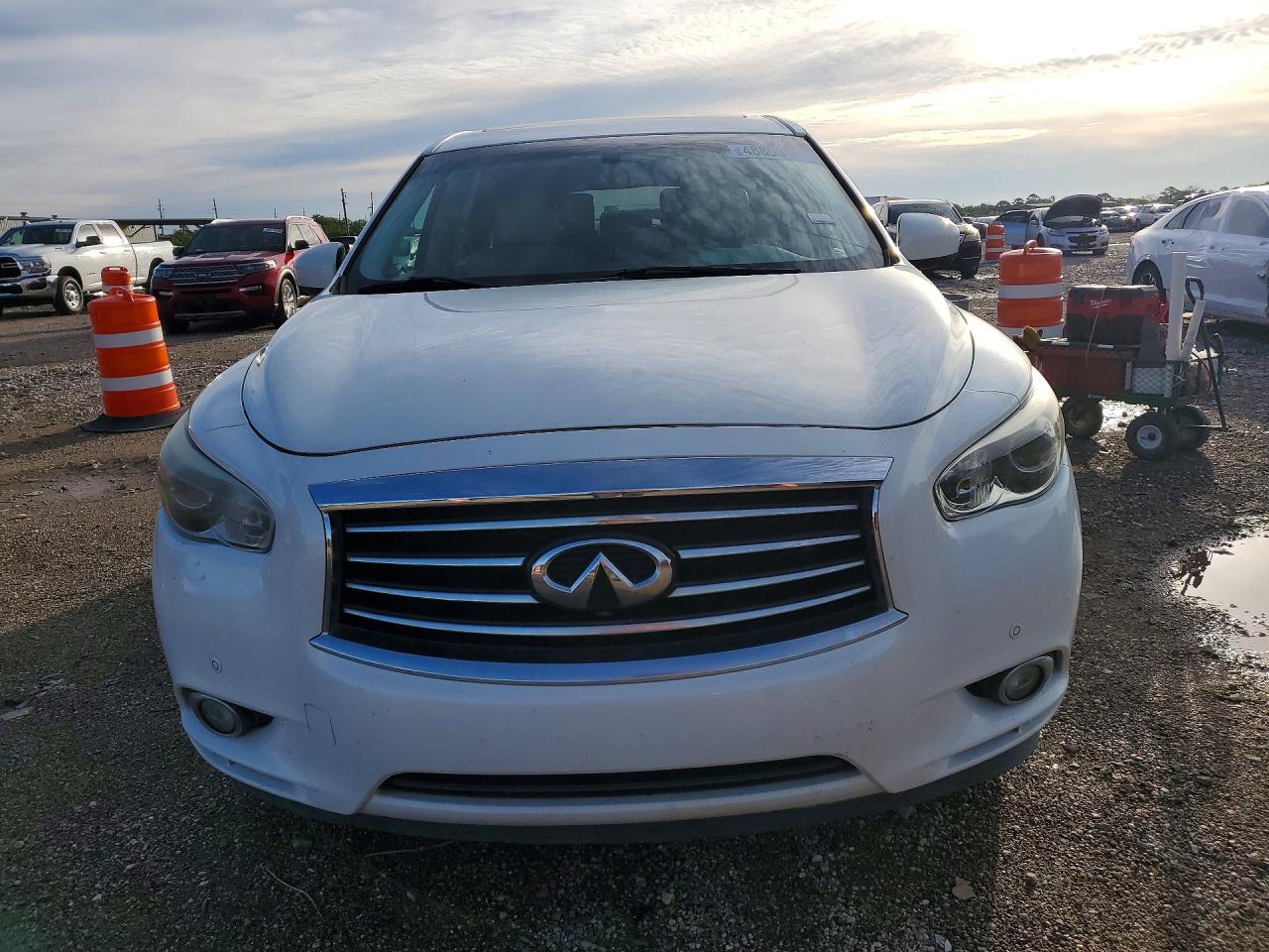5N1AL0MN7DC308901 · 2013 INFINITI JX35 · 5/12
