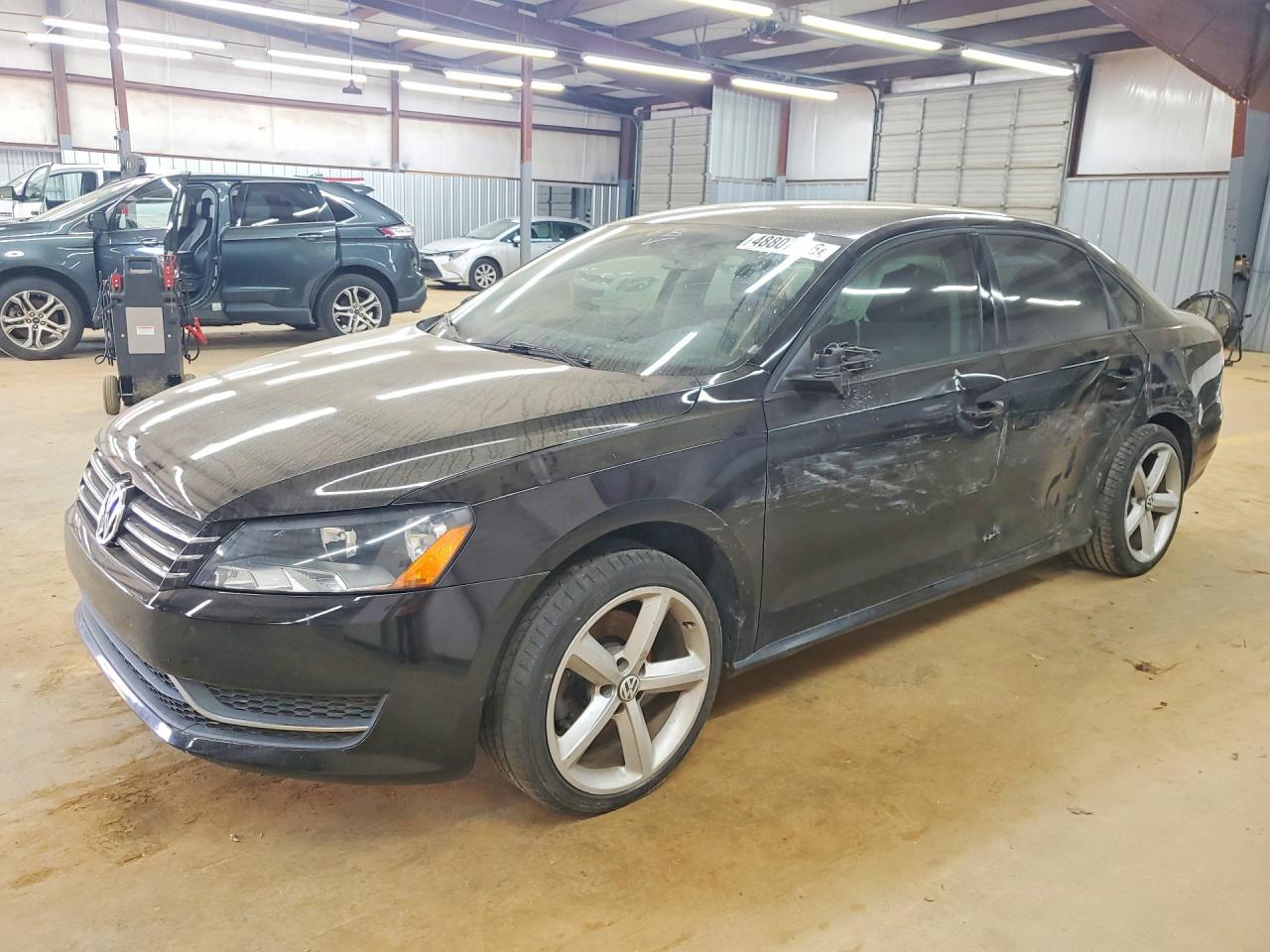 2012 VOLKSWAGEN PASSAT