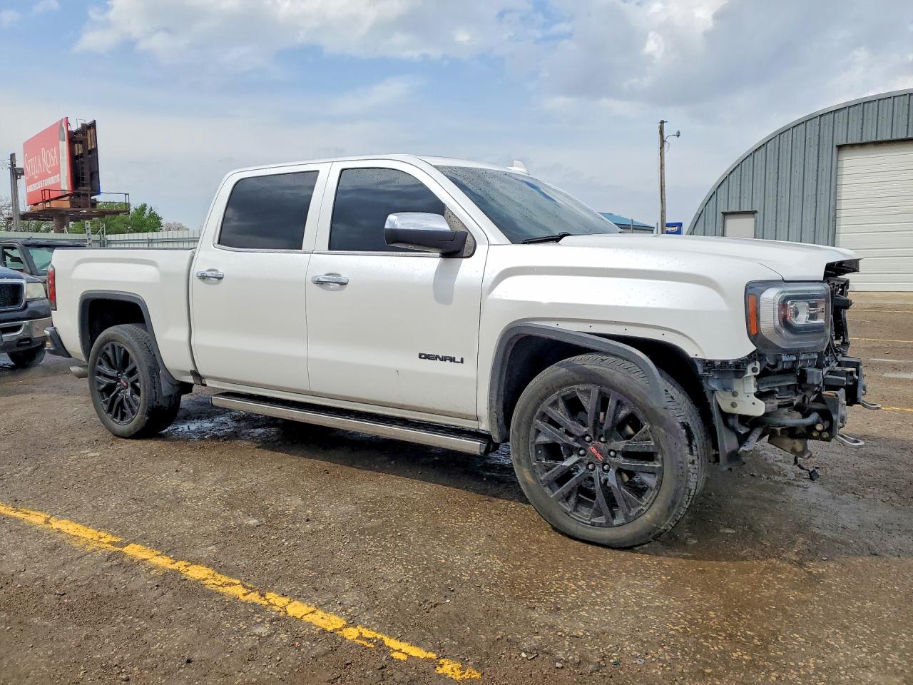 3GTU2PEJ8HG292185 · 2017 GMC SIERRA · 4/12