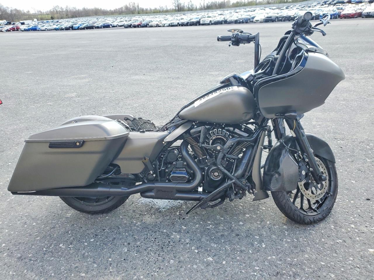 1HD1KTP18KB609731 · 2019 HARLEY-DAVIDSON FLTRXS
