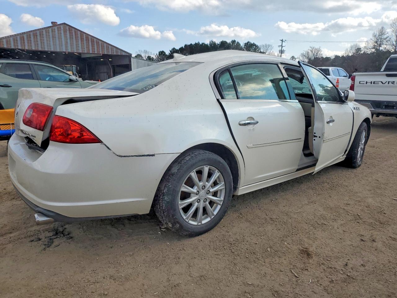 1G4HC5EM1AU120141 · 2010 BUICK LUCERNE · 3/12