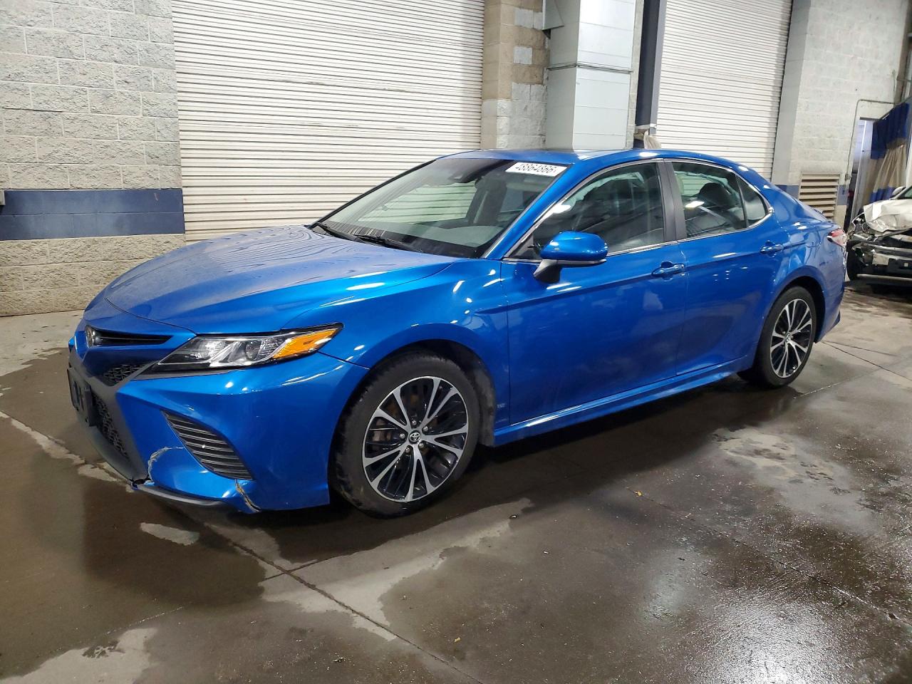 4T1B11HK9JU116126 · 2018 TOYOTA CAMRY