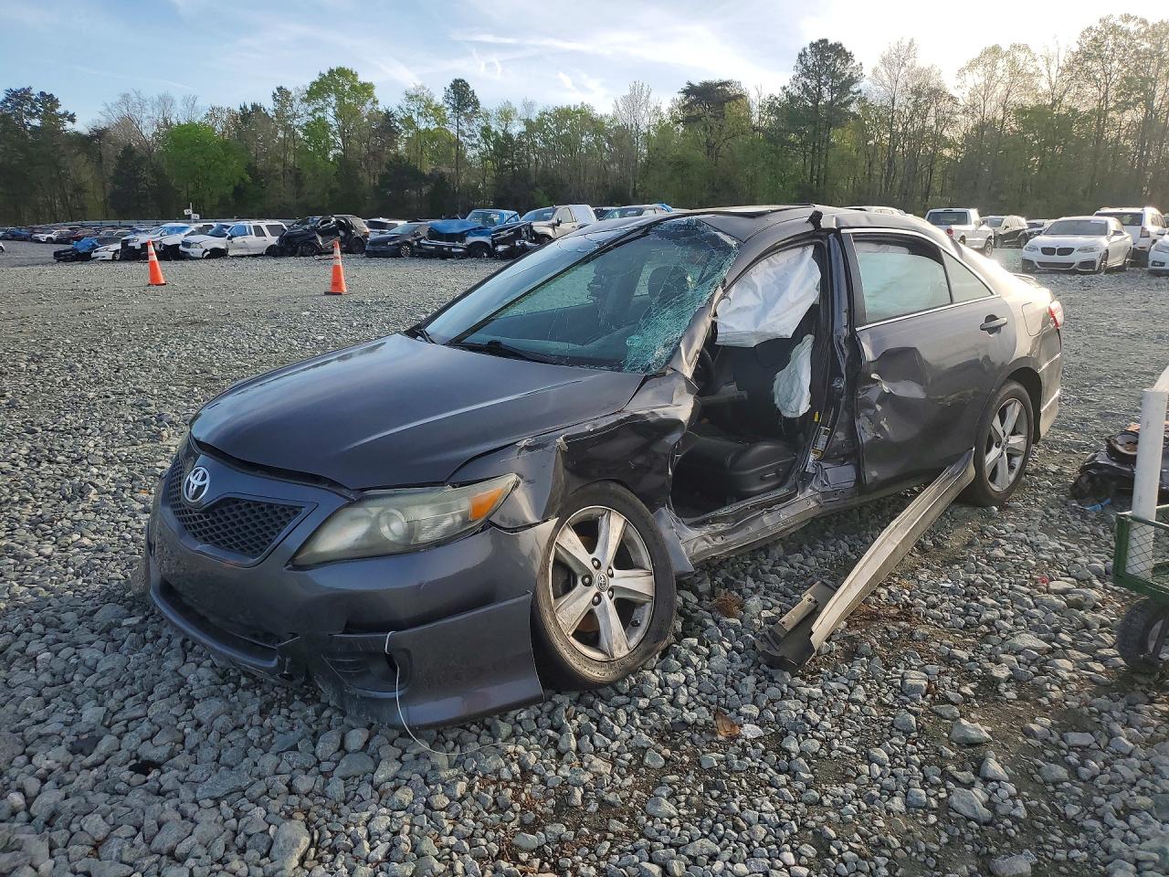 4T1BF3EK9BU215497 · 2011 TOYOTA CAMRY