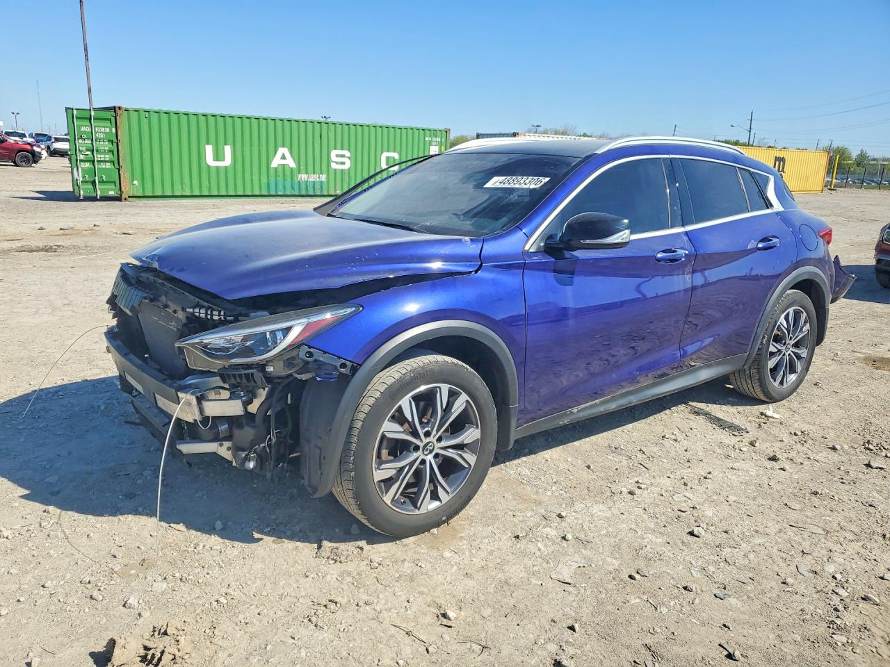 SJKCH5CR6HA027705 · 2017 INFINITI QX30