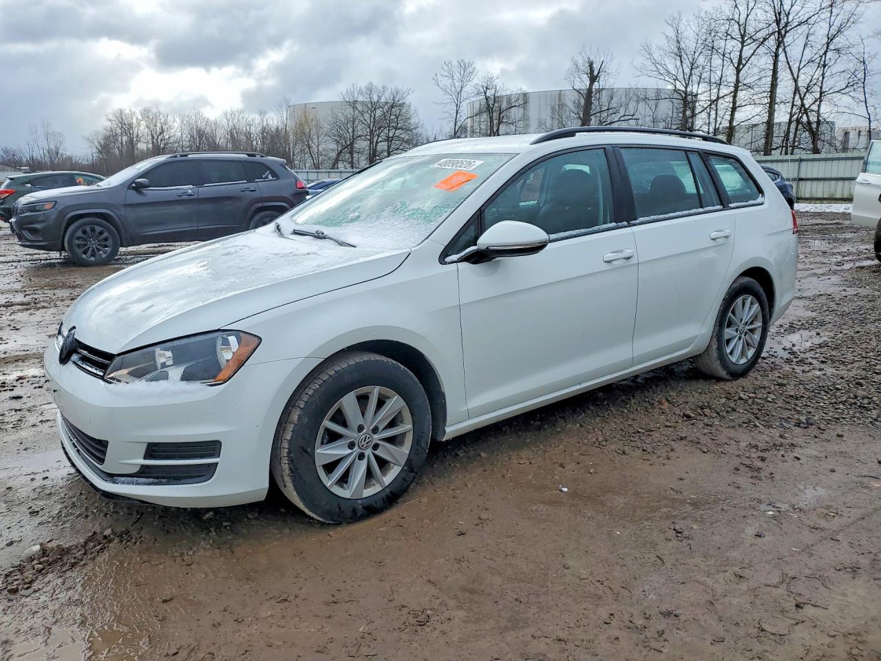 3VWC17AUXGM517427 · 2016 VOLKSWAGEN GOLF SPORTWAGEN