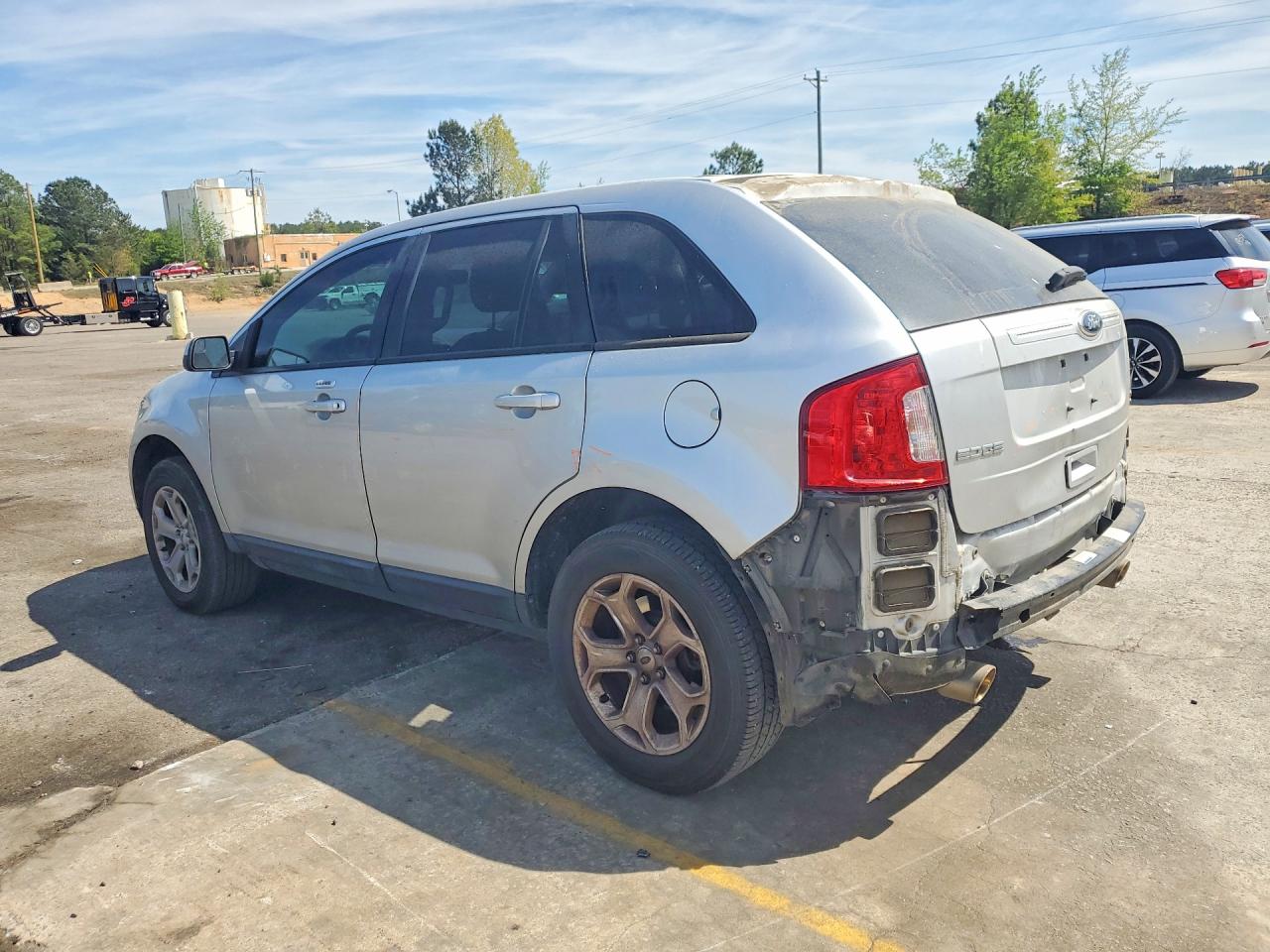 2FMDK4JC6DBB65532 · 2013 FORD EDGE · 2/13