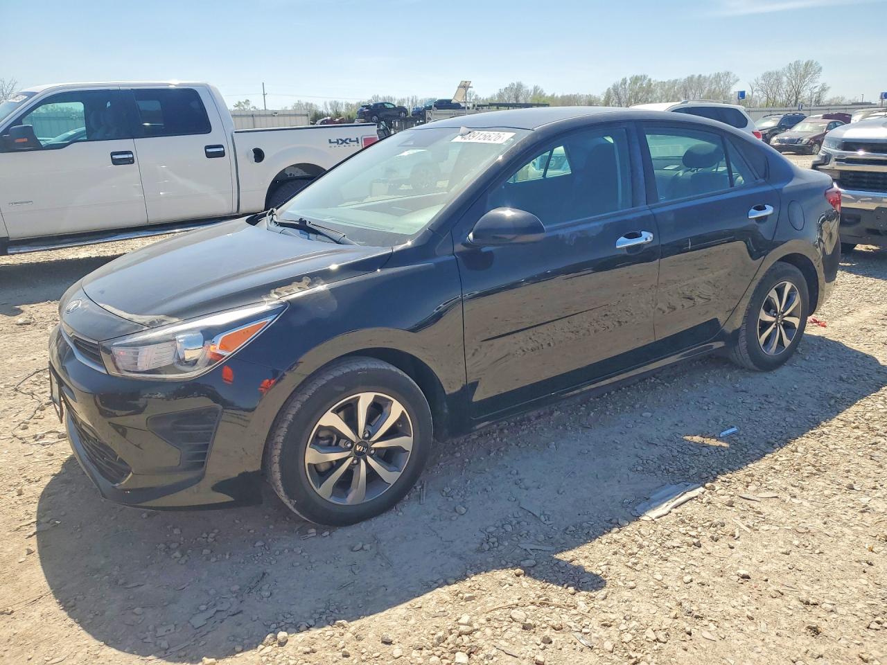3KPA24AD1ME391521 · 2021 KIA RIO