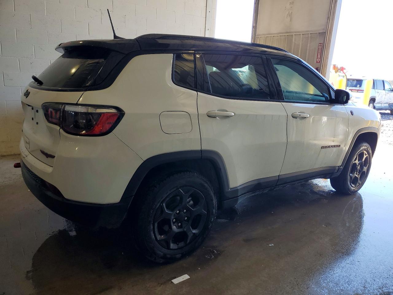 3C4NJDDN7RT589533 · 2024 JEEP COMPASS · 3/12