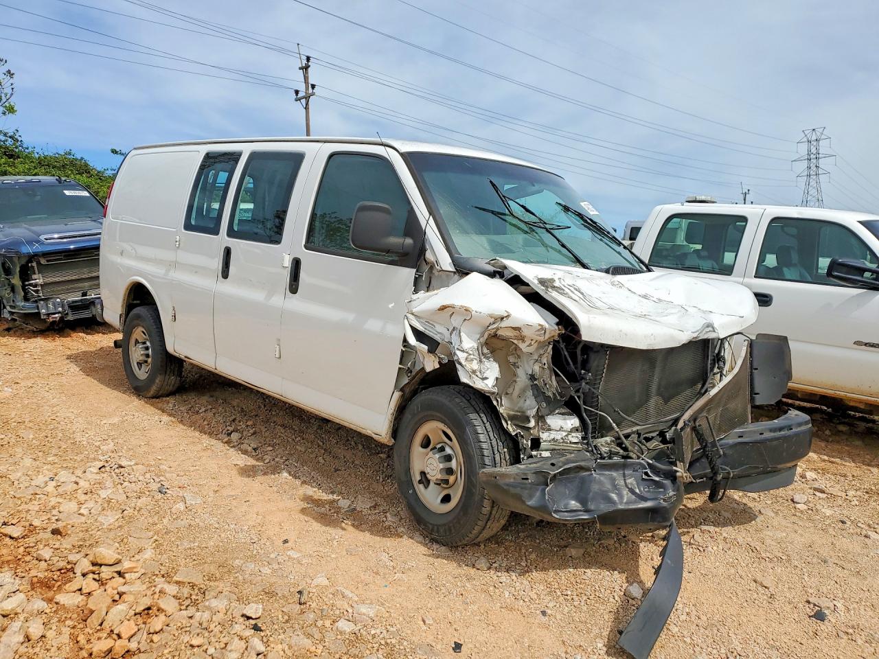 1GCWGAFF5H1346431 · 2017 CHEVROLET EXPRESS G2500 · 2/11