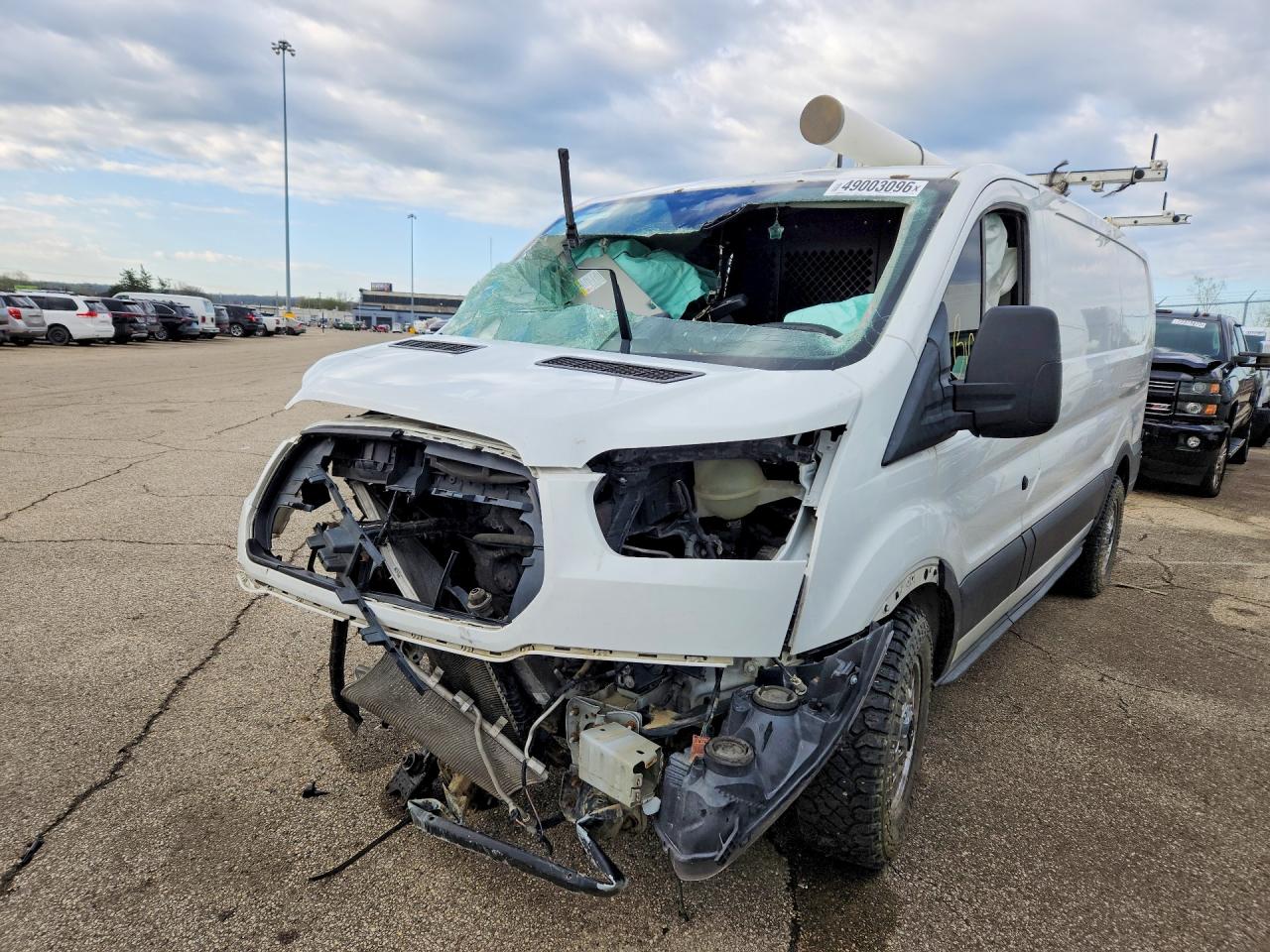 1FTYE1ZM8JKA47718 · 2018 FORD TRANSIT