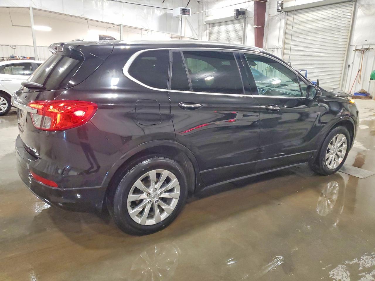 LRBFX1SA8JD015971 · 2018 BUICK ENVISION · 3/13