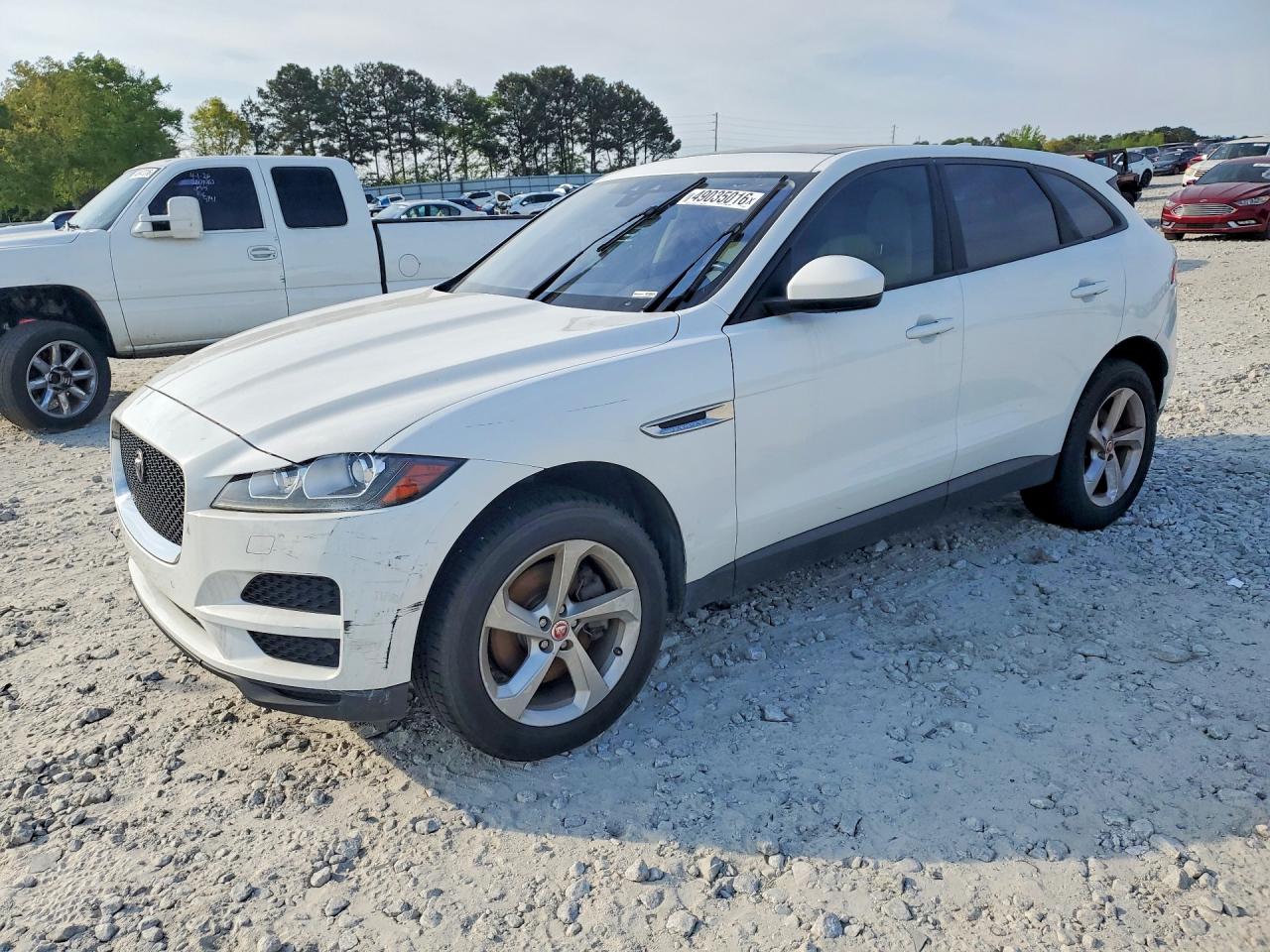 SADCJ2BV7HA893129 · 2017 JAGUAR F-PACE