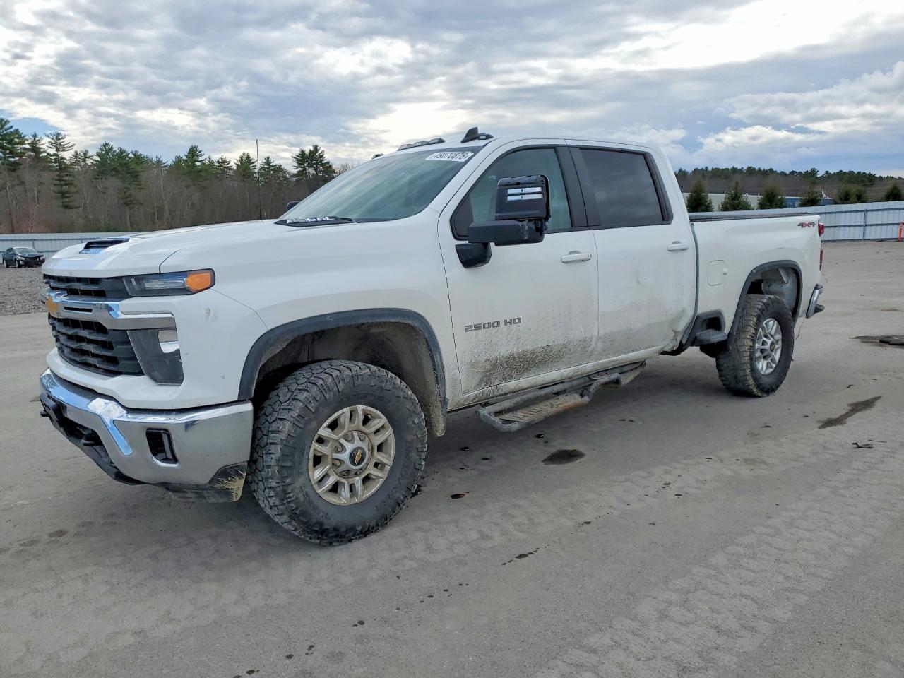2025 CHEVROLET SILVERADO