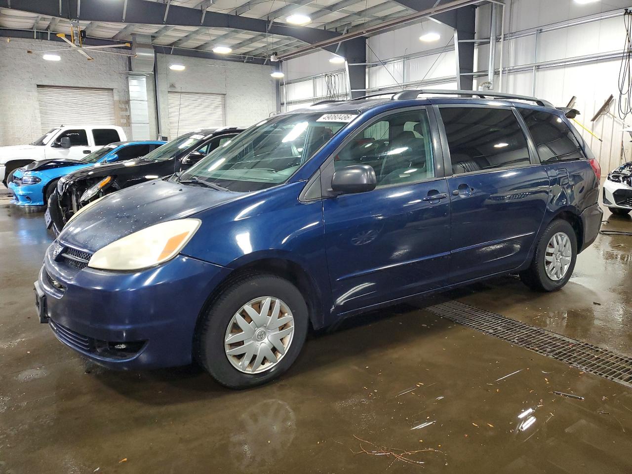 2005 TOYOTA SIENNA