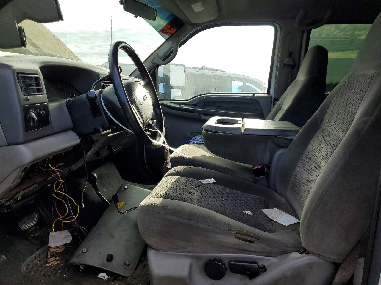 1FTNW21F91ED24376 · 2001 FORD F250 · 7/12