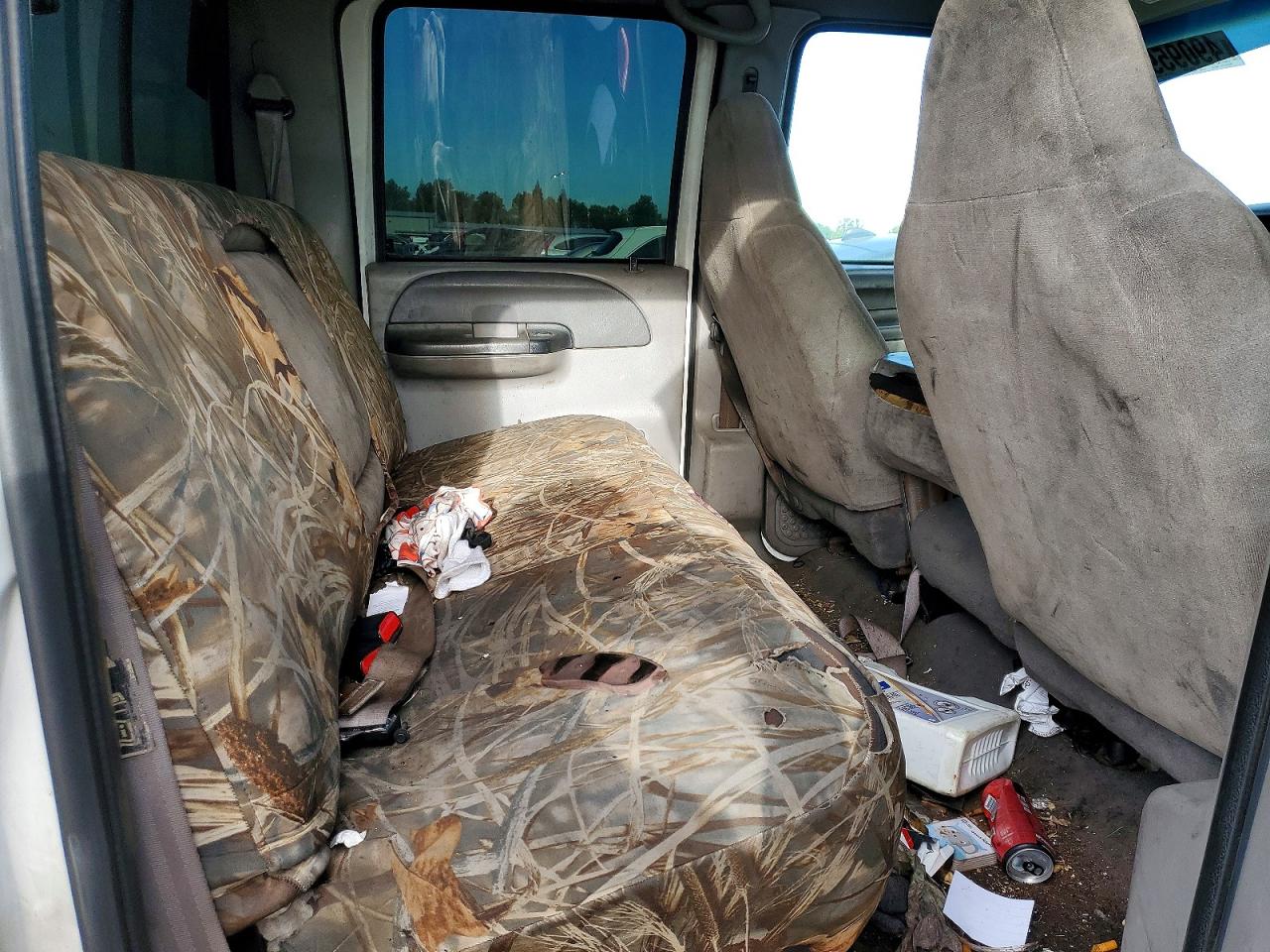 1FTNW21F91ED24376 · 2001 FORD F250 · 10/12
