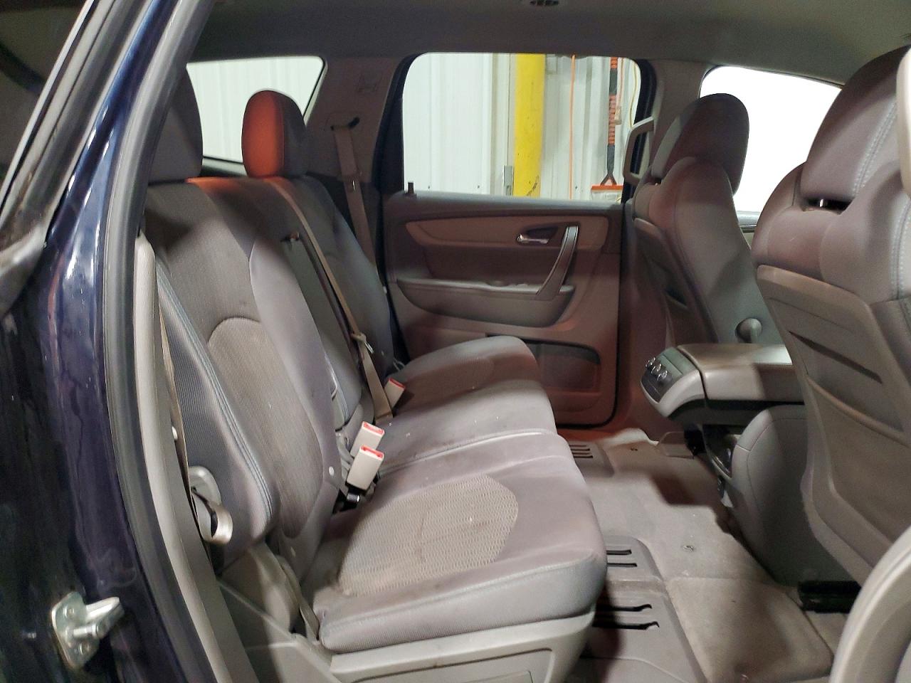 1GNKVFED5FJ239367 · 2015 CHEVROLET TRAVERSE · 11/13
