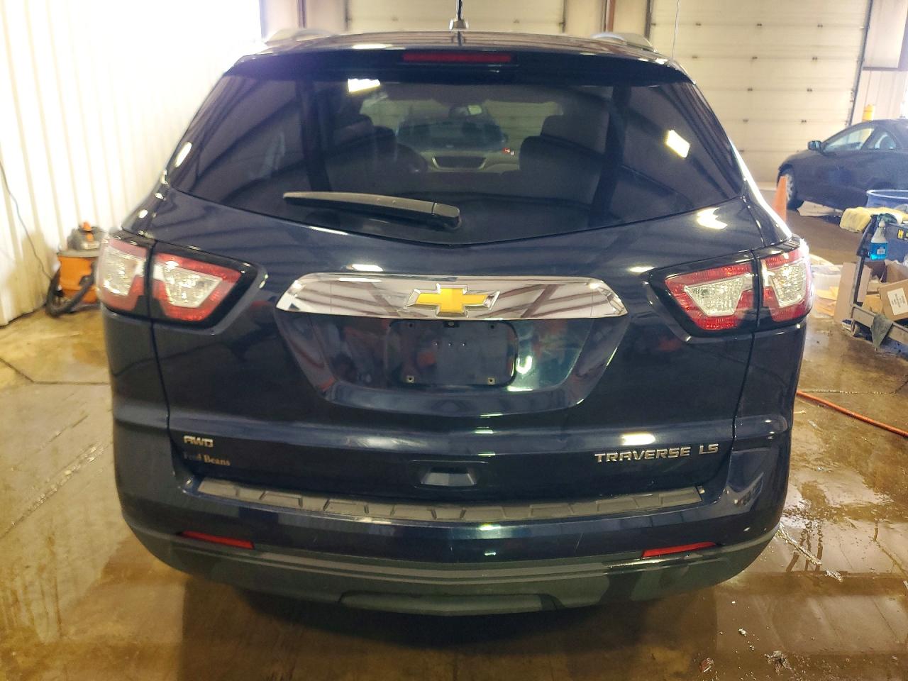 1GNKVFED5FJ239367 · 2015 CHEVROLET TRAVERSE · 6/13
