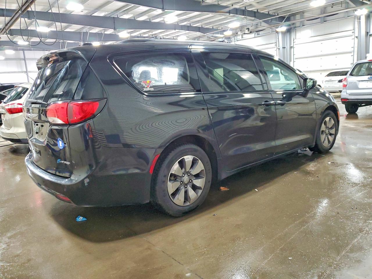 2C4RC1L70JR340625 · 2018 CHRYSLER PACIFICA · 3/14