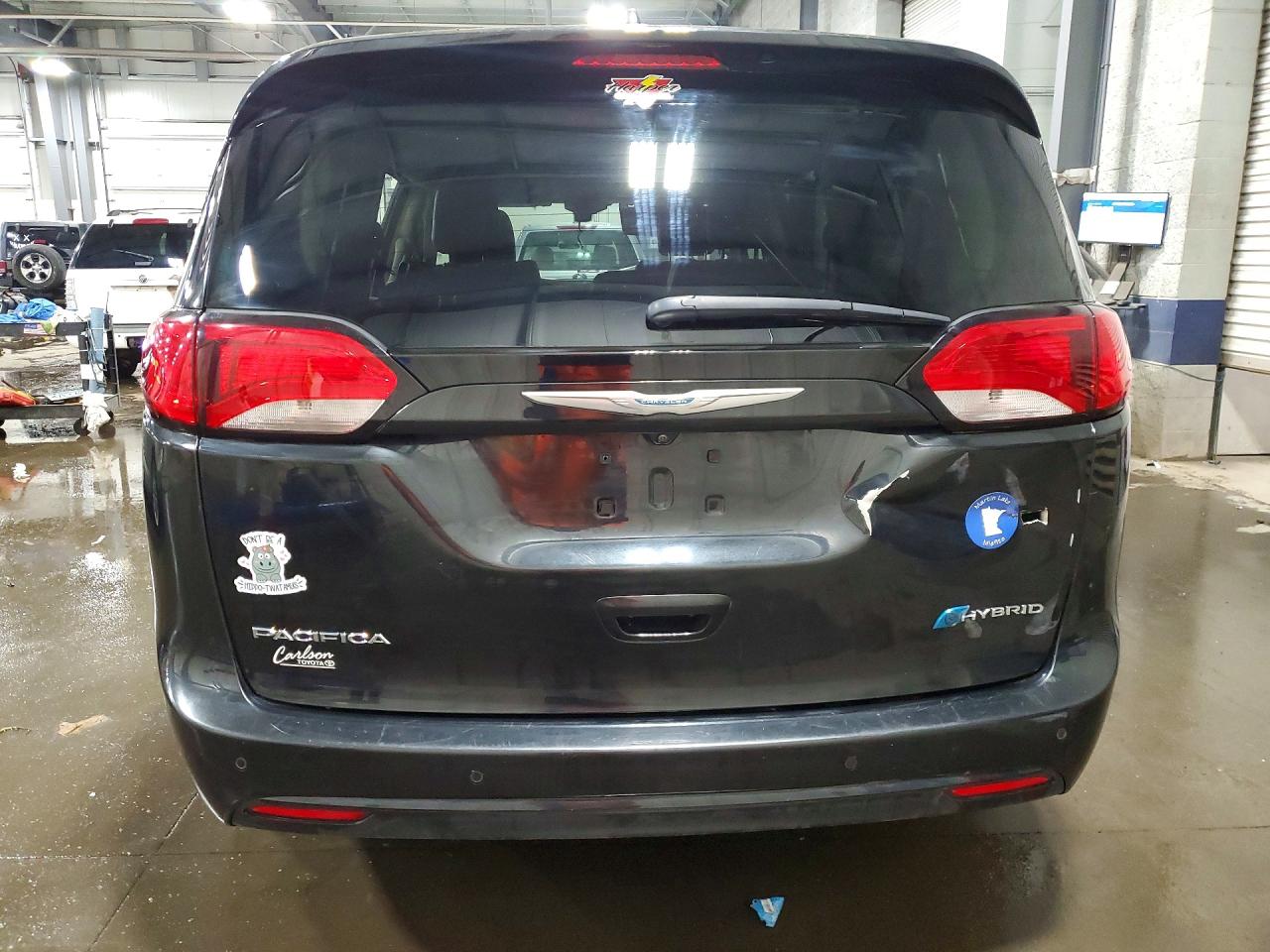 2C4RC1L70JR340625 · 2018 CHRYSLER PACIFICA · 6/14