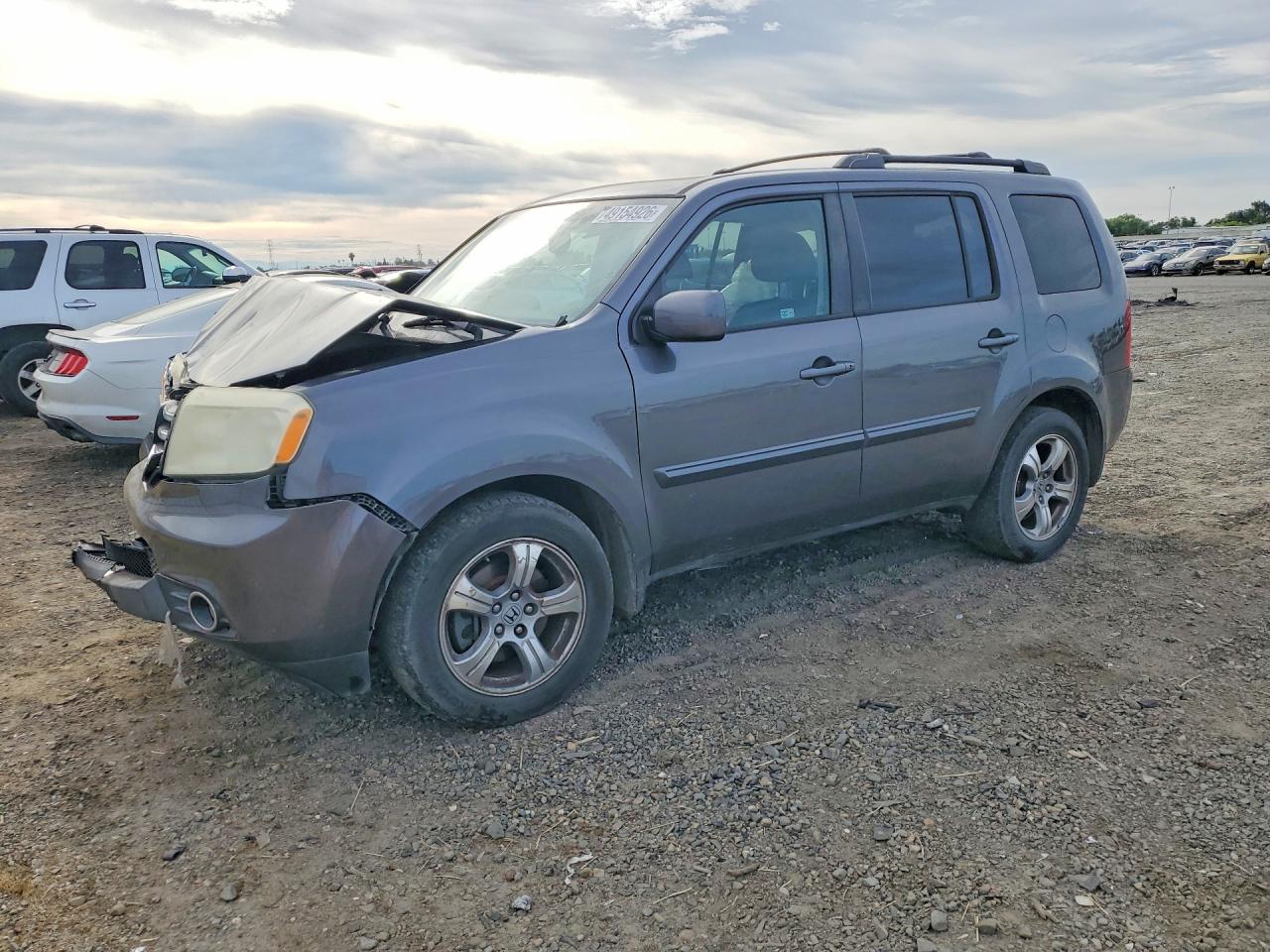 5FNYF4H52EB023023 · 2014 HONDA PILOT