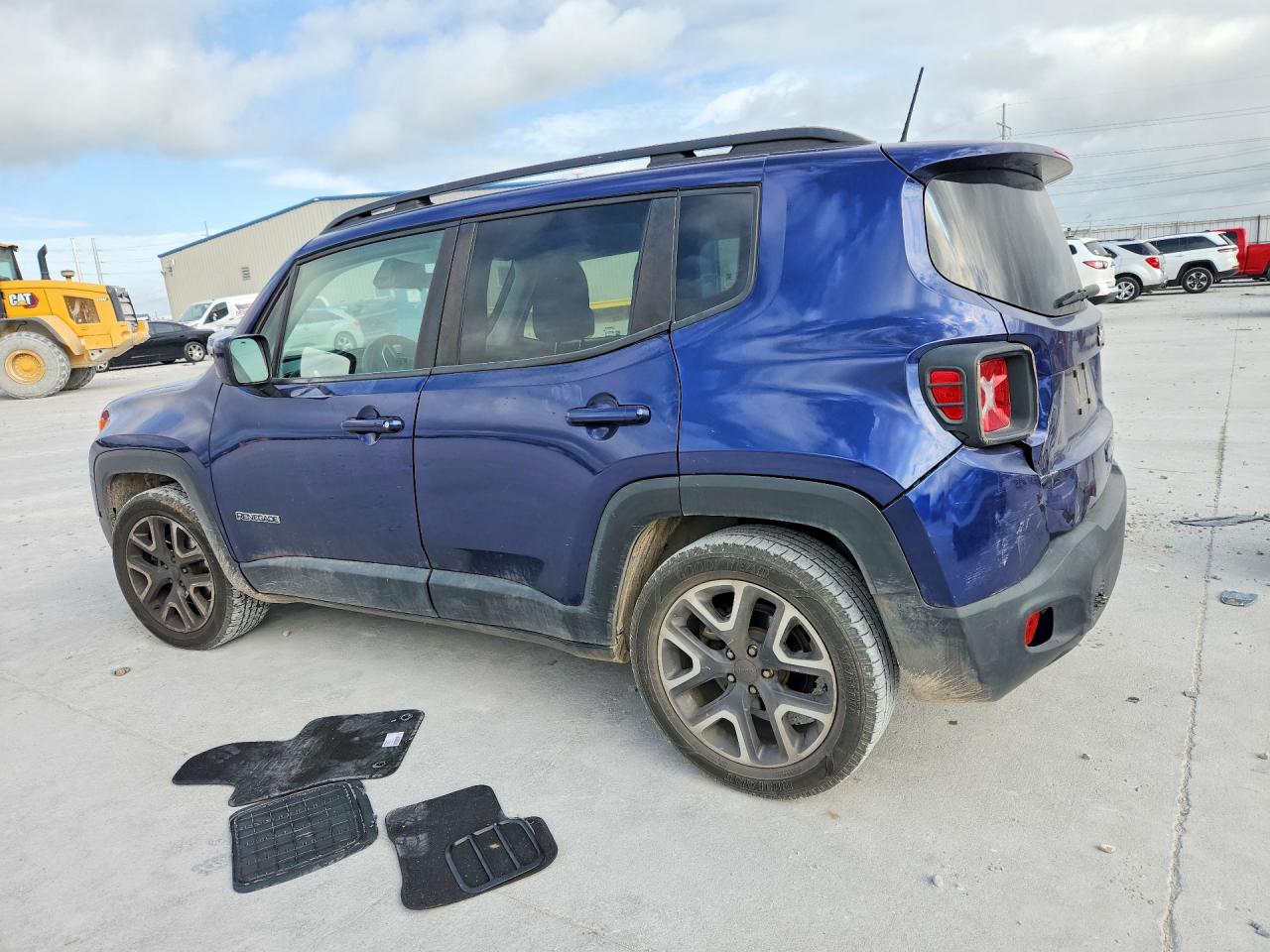ZACCJABB0JPJ24518 · 2018 JEEP RENEGADE · 2/13