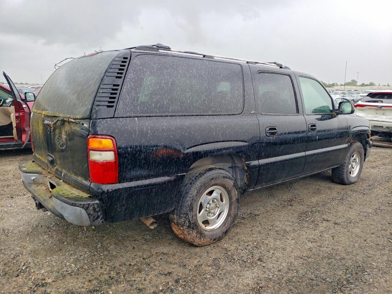 3GNFK16T3YG119784 · 2000 CHEVROLET SUBURBAN · 3/13