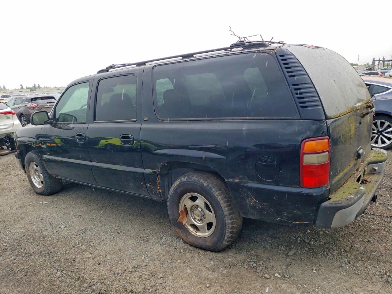 3GNFK16T3YG119784 · 2000 CHEVROLET SUBURBAN · 2/13