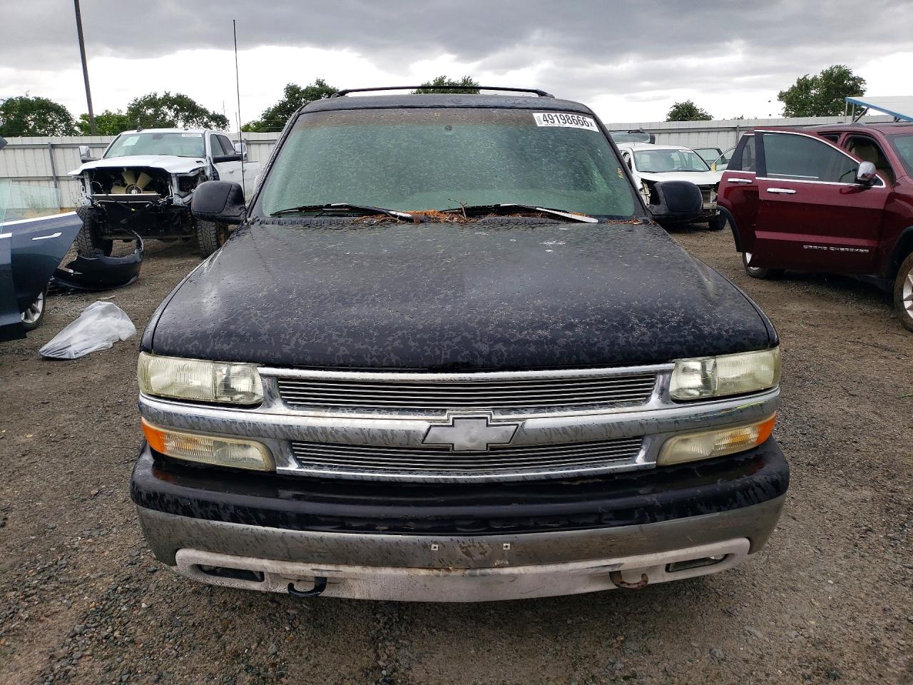 3GNFK16T3YG119784 · 2000 CHEVROLET SUBURBAN · 5/13