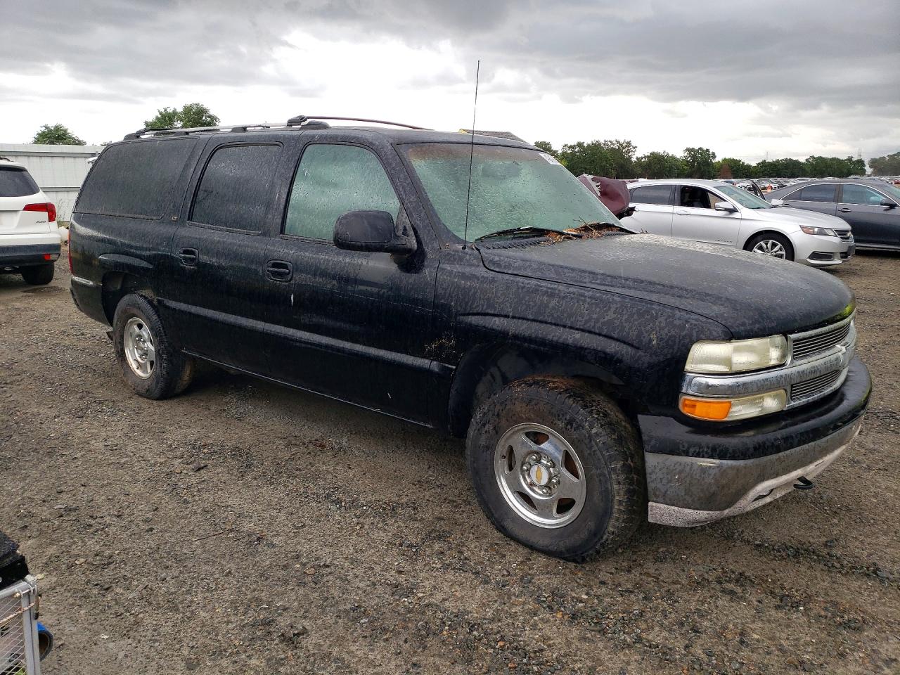 3GNFK16T3YG119784 · 2000 CHEVROLET SUBURBAN · 4/13