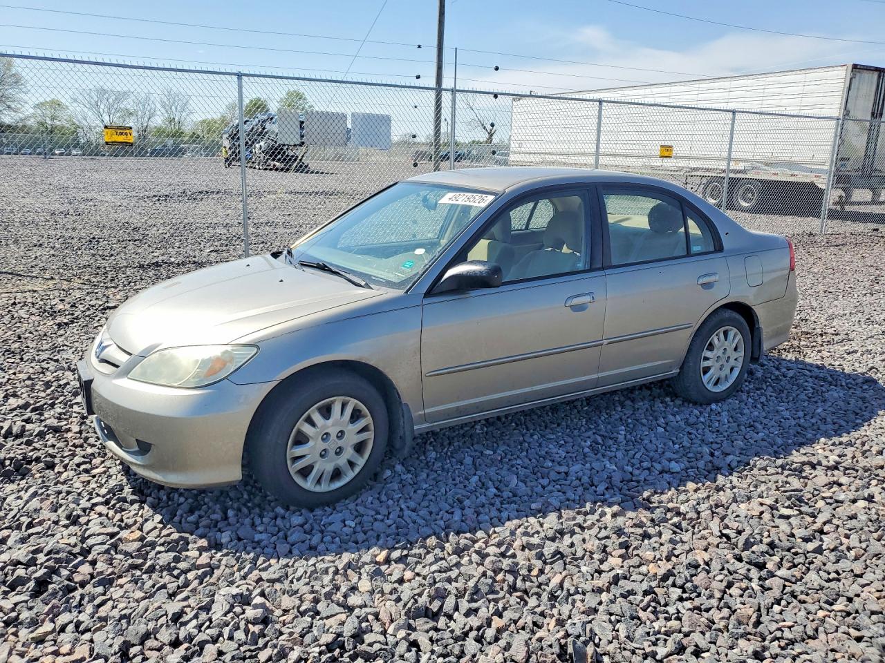 2HGES16554H563377 · 2004 HONDA CIVIC
