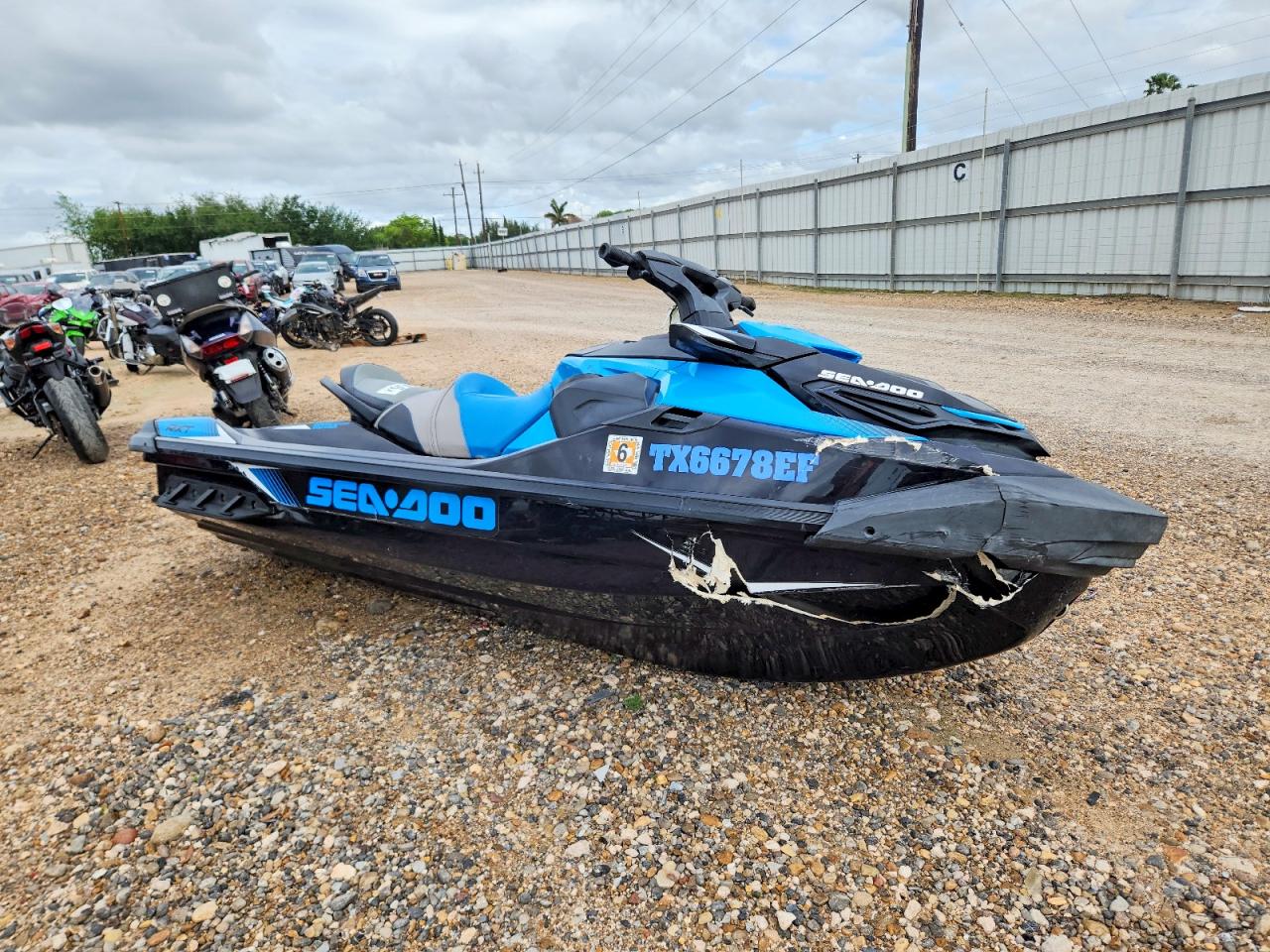 YDV11864B818 · 2018 SEA-DOO RXT 260